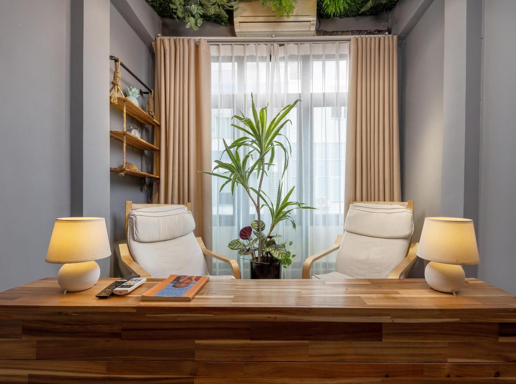 Bed & Breakfast Trinh's House - Hang Vai Hanoi