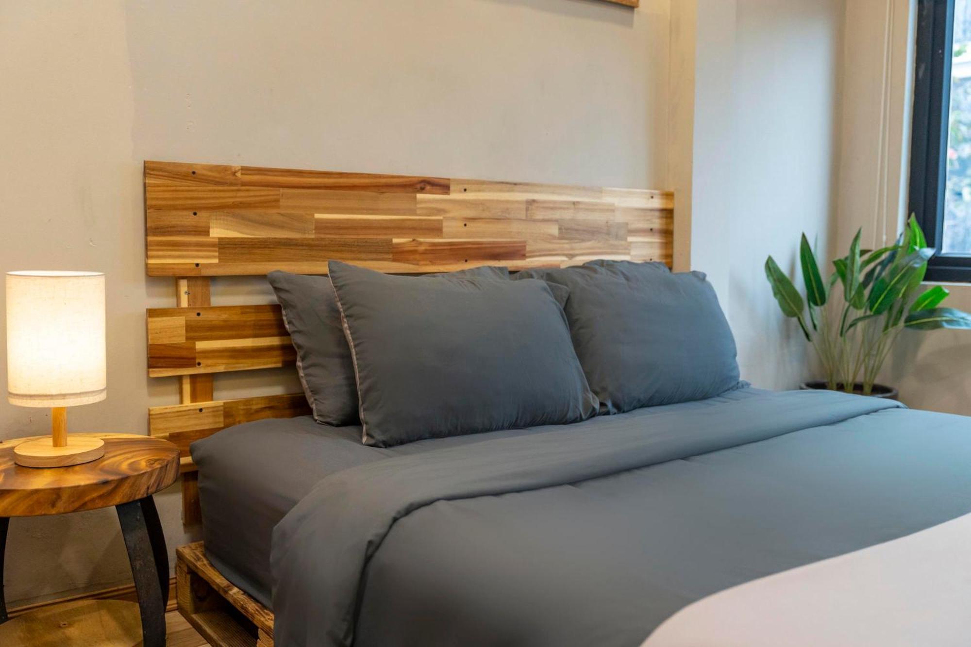 Trinh's House - Hang Vai Bed & Breakfast