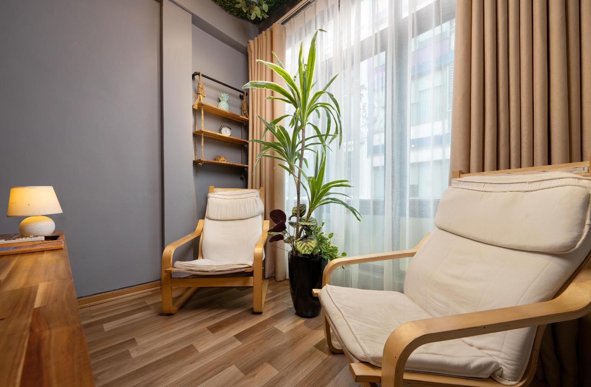 Trinh's House - Hang Vai Bed & Breakfast *