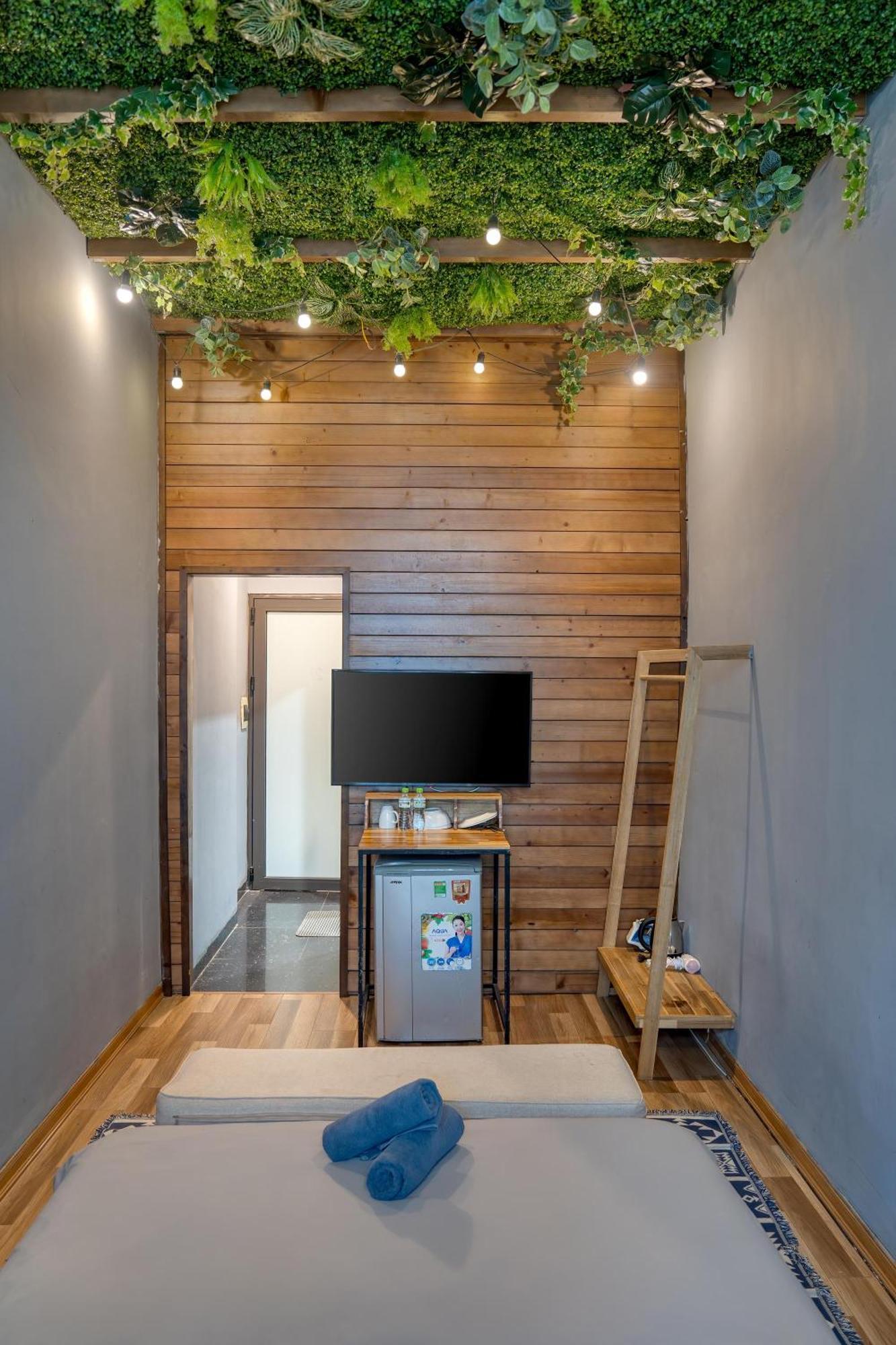 Trinh's House - Hang Vai *